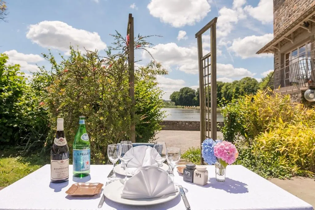 Hotel Restaurant Du Lac Combourg