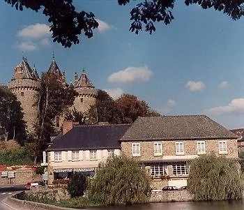 Hotel Restaurant Du Lac Combourg